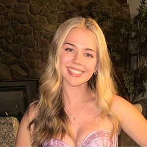 Meet your Posher, Lily